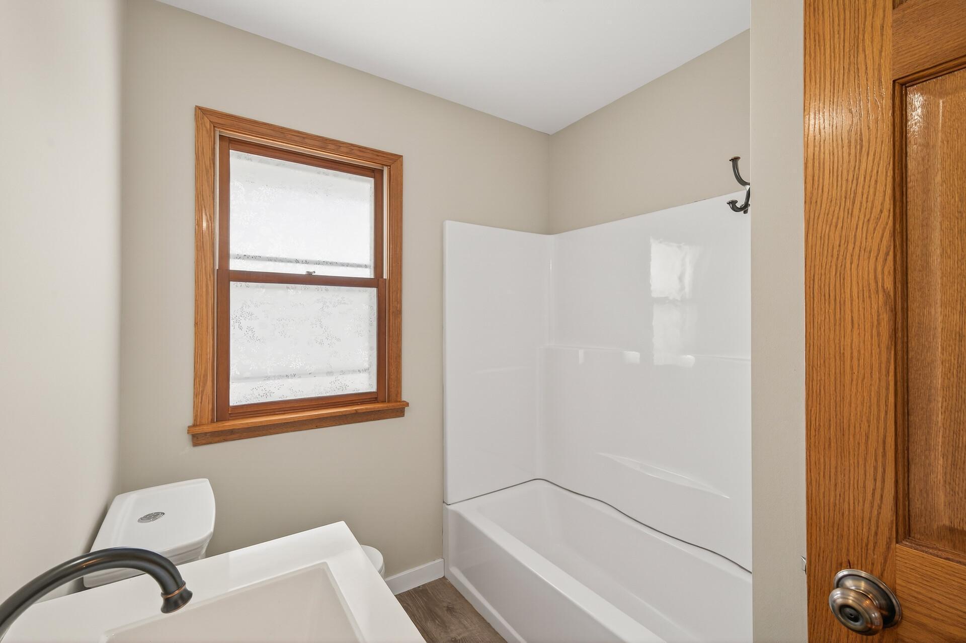 6330 Perry Avenue North Brooklyn Center, MN 55429 - Photo 16 of 20