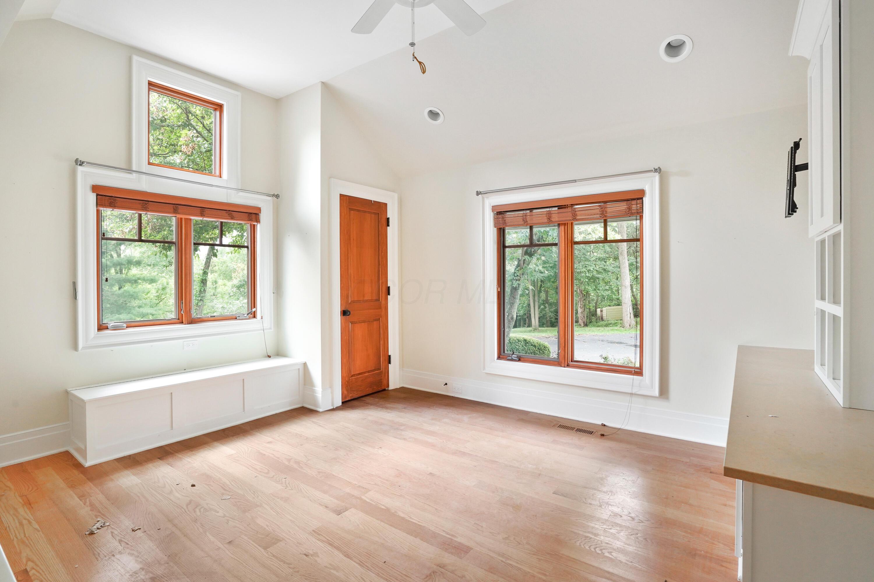 8108 Harriott Road Dublin, OH 43017 - Photo 20 of 71 First floor guest room