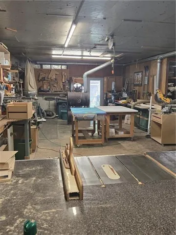 a view of a storage & utility room