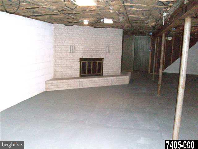 899 Racetrack Road Abbottstown, PA 17301 - Photo 10 of 14 Gallery Image 10