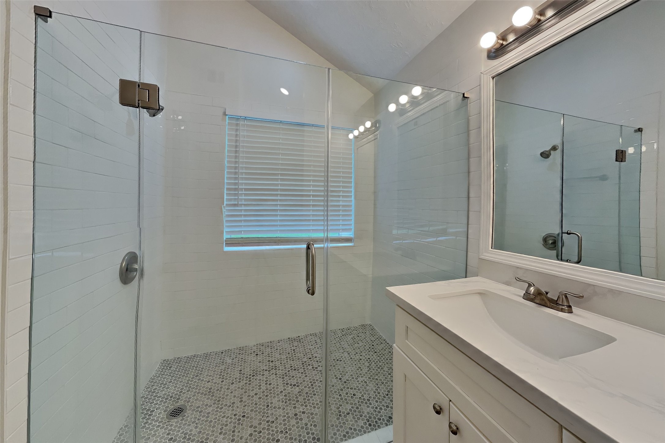 1915 Creston Drive Spring, TX 77386 - Photo 10 of 18