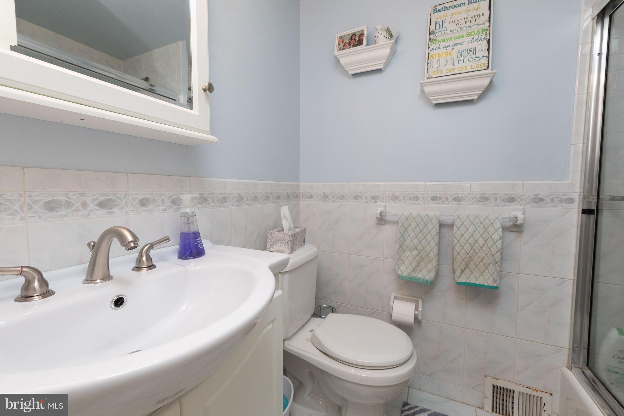 9716 Glenhope Road Philadelphia, PA 19115 - Photo 15 of 23