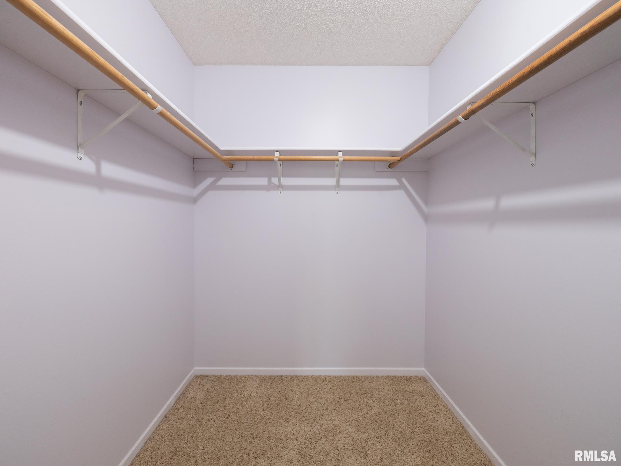 6607 North Camelot Road Peoria, IL 61615 - Photo 43 of 75