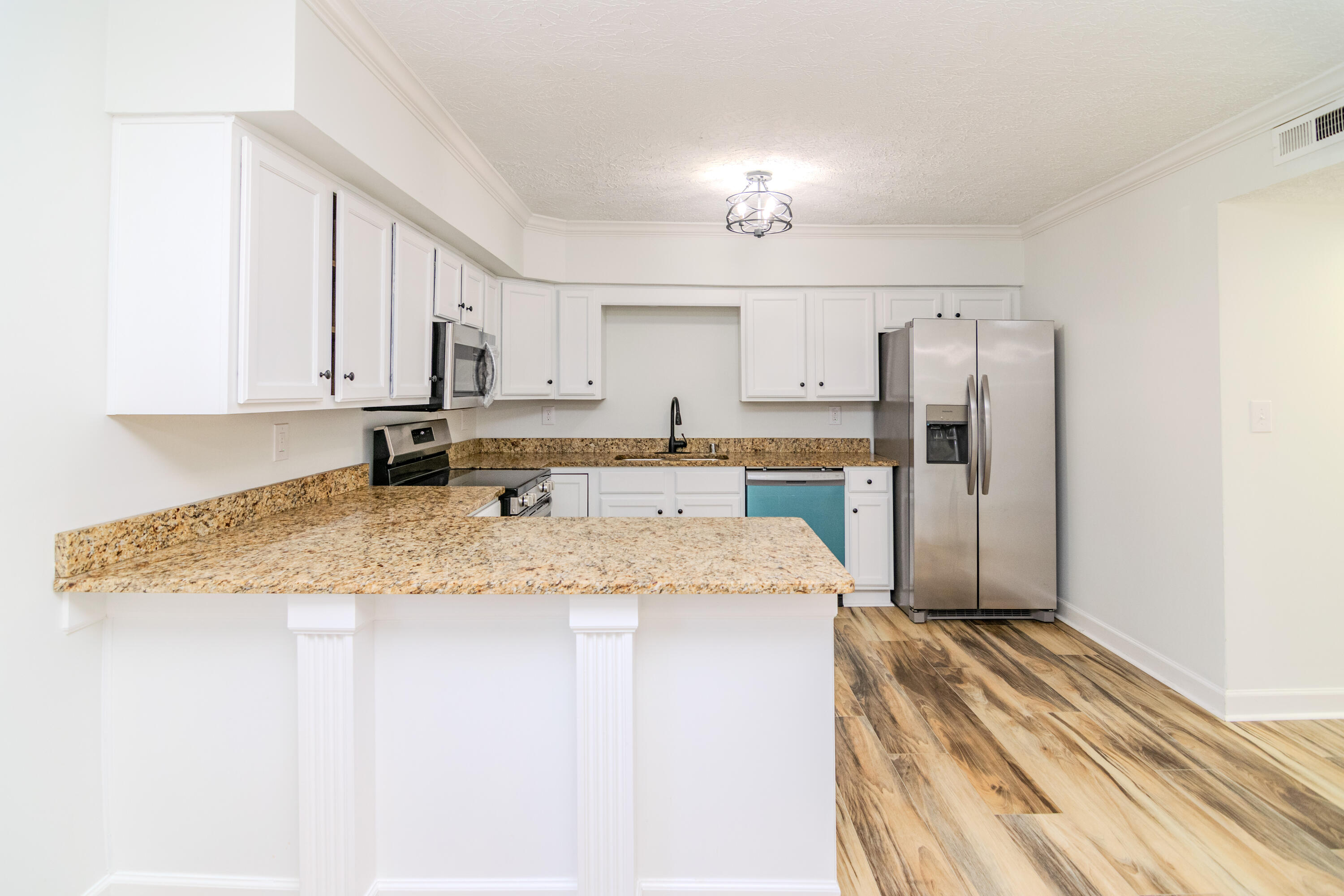 155 Regency Point Path Lexington, KY 40503 - Photo 11 of 35 155RegencyPoint-0024