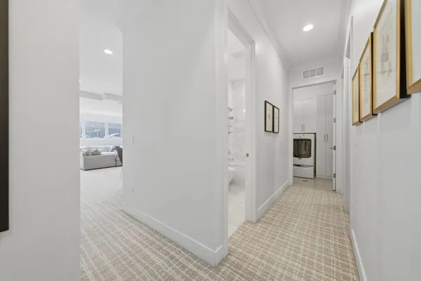 $925,000 | 1470 West Winona Street, Unit 102, Chicago, IL 60640