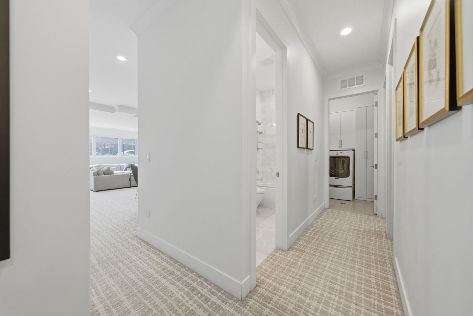 1470 West Winona Street, Unit 102 Chicago, IL 60640 - Photo 25 of 29