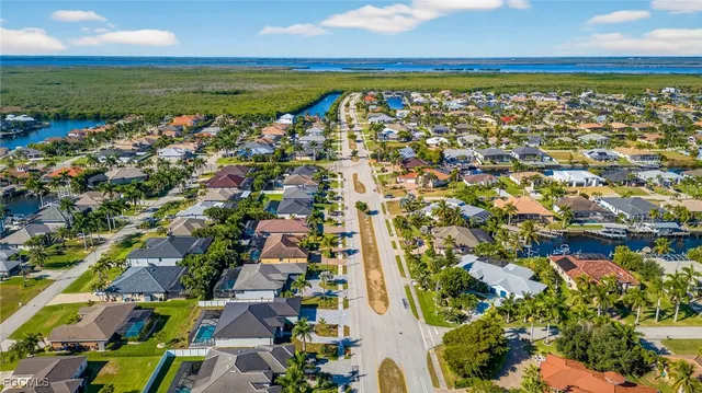 $649,900 | 2700 Beach Parkway West, Cape Coral, FL 33914