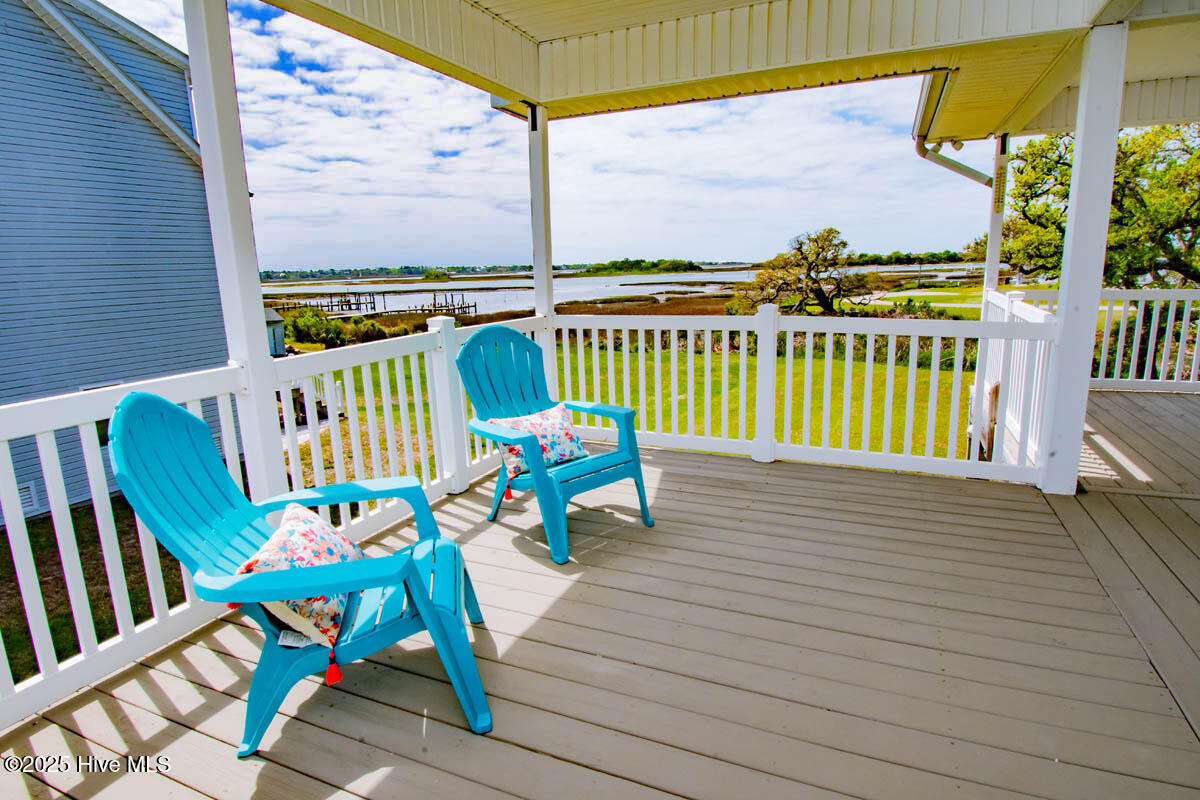 174 Jones Street Cedar Point, NC 28584 - Photo 23 of 52 Enjoy the Summer Breezes!