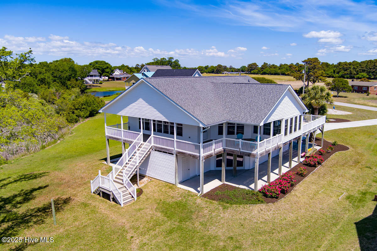 174 Jones Street Cedar Point, NC 28584 - Photo 25 of 52 Expansive Decks