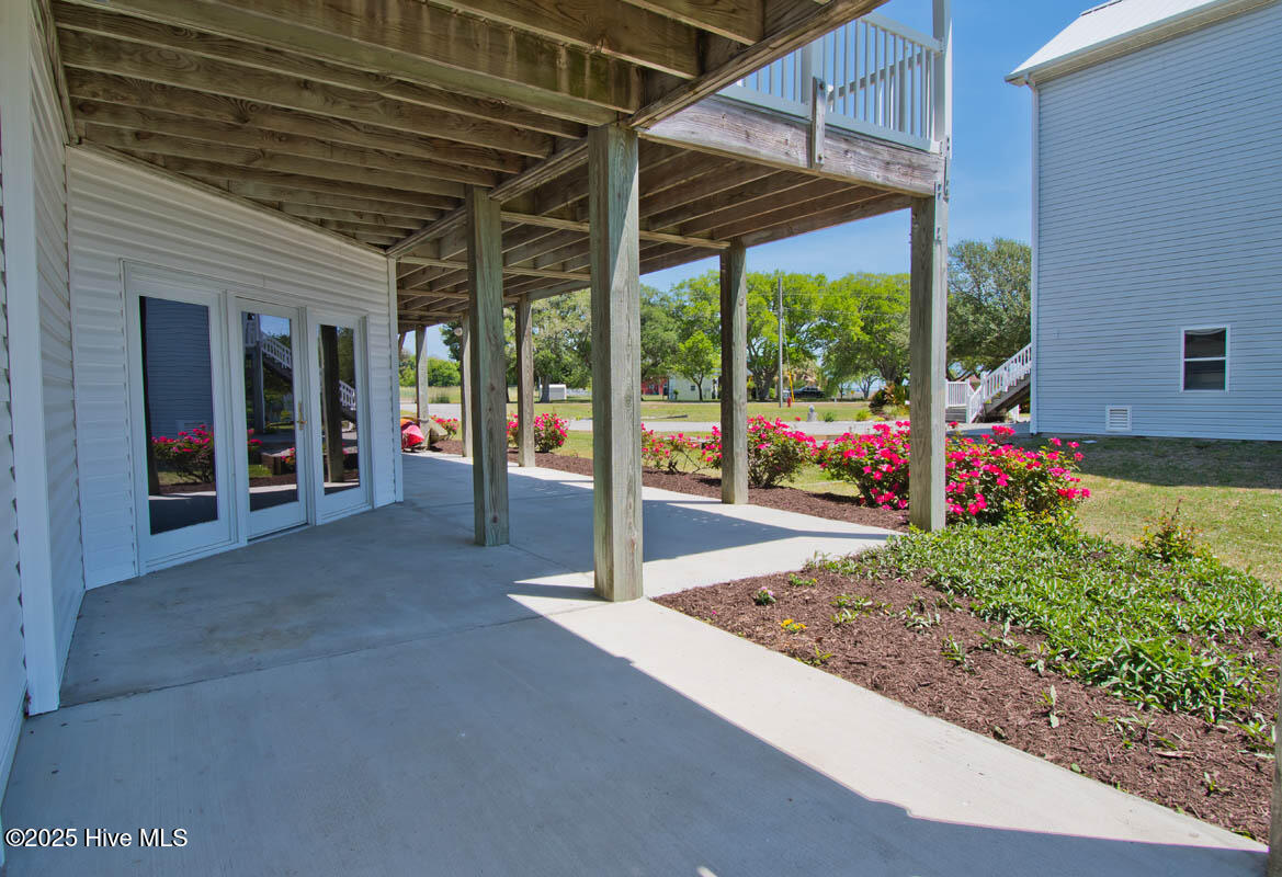 174 Jones Street Cedar Point, NC 28584 - Photo 36 of 52 Covered Patio