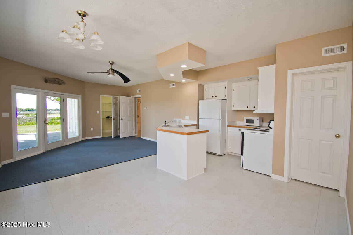 174 Jones Street Cedar Point, NC 28584 - Photo 39 of 52 Dining/Kitchen/Living