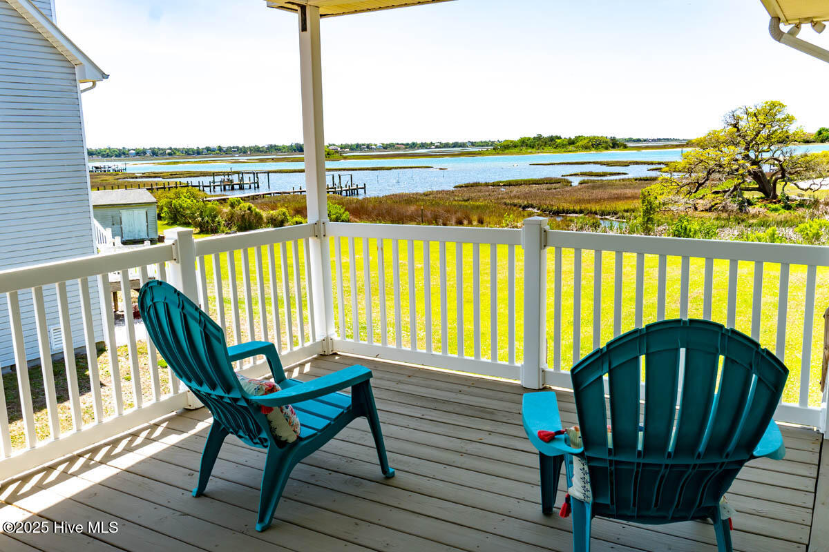 174 Jones Street Cedar Point, NC 28584 - Photo 8 of 52 and Out!