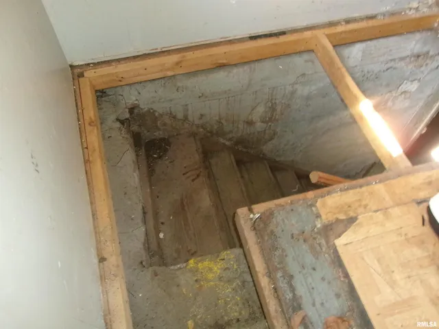 $29,500 | 2328 West Antoinette Street, Peoria, IL 61605