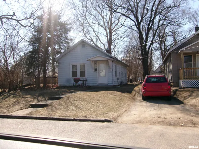$29,500 | 2328 West Antoinette Street, Peoria, IL 61605