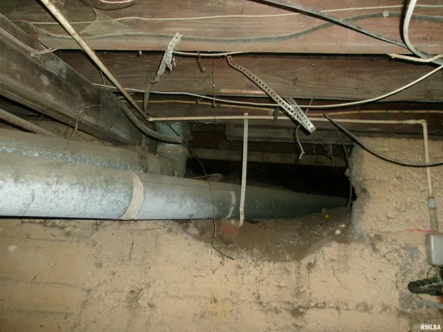 $29,500 | 2328 West Antoinette Street, Peoria, IL 61605