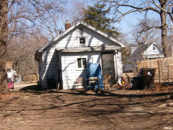 $27,600 | 2328 West Antoinette Street, Peoria, IL 61605