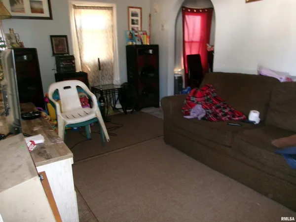 $27,600 | 2328 West Antoinette Street, Peoria, IL 61605