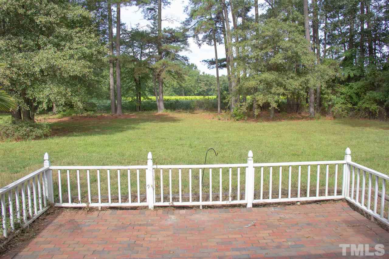 2160 Lee-Johnson Road Dunn, NC 28334 - Photo 7 of 29 Gallery Image 7