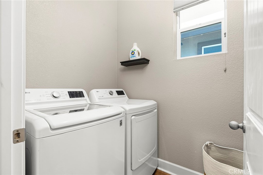 56 Bentwater Loop Chico, CA 95973 - Photo 26 of 40 Laundry Room