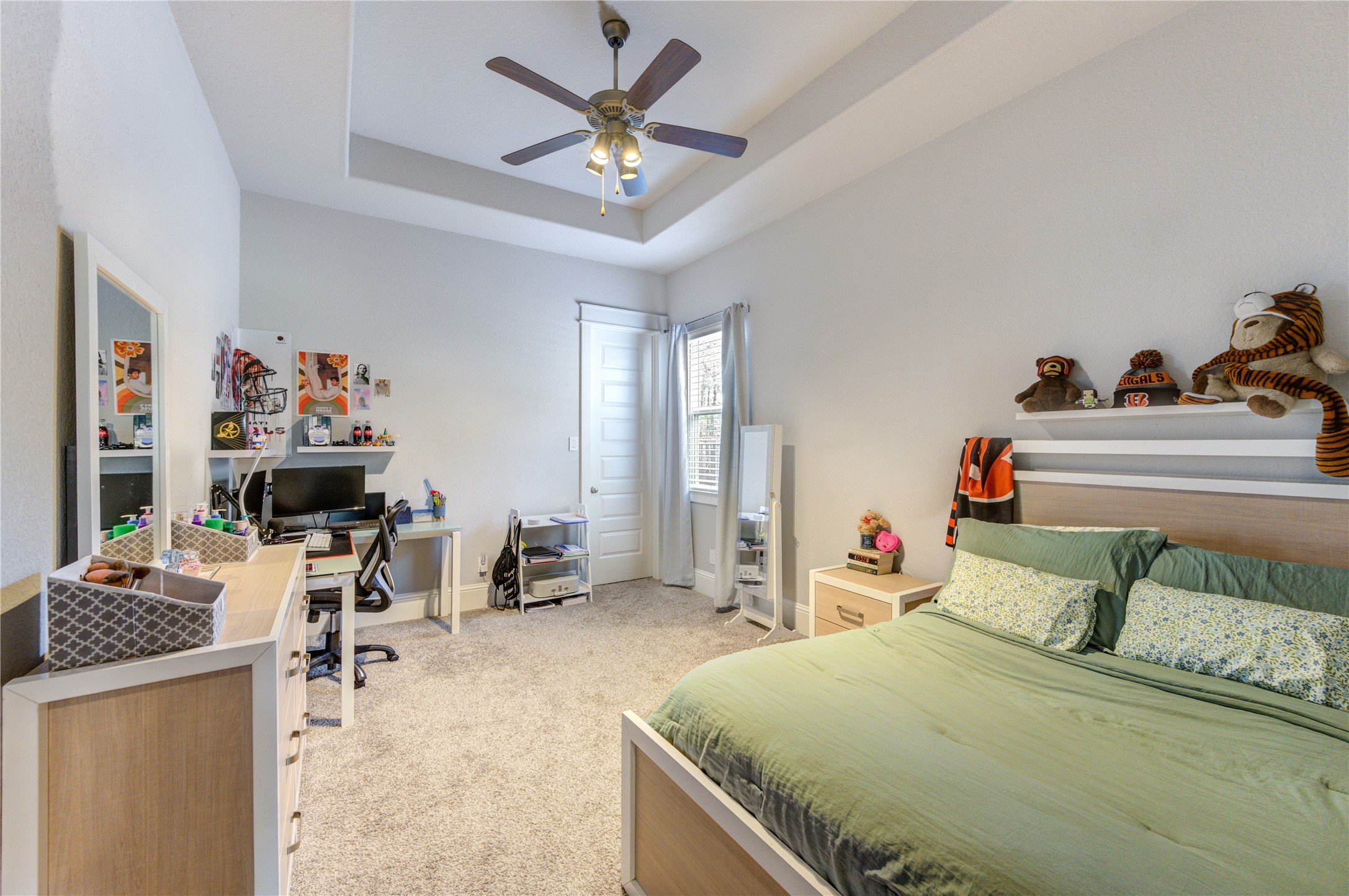 2160 Rope Maker Road Conroe, TX 77384 - Photo 30 of 43 Secondary bedroom