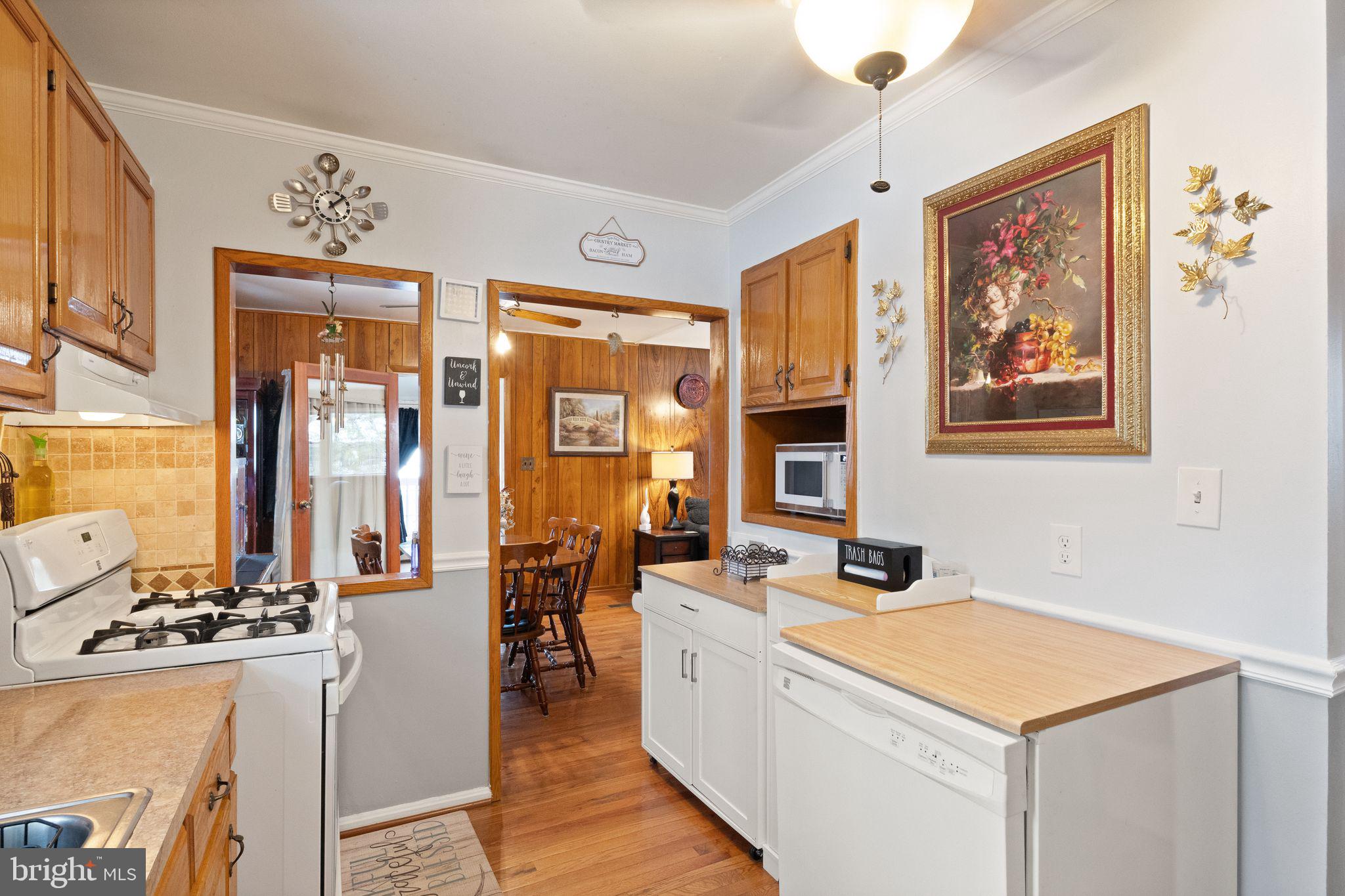7411 Bull Run Road Manassas, VA 20111 - Photo 12 of 55 Kitchen