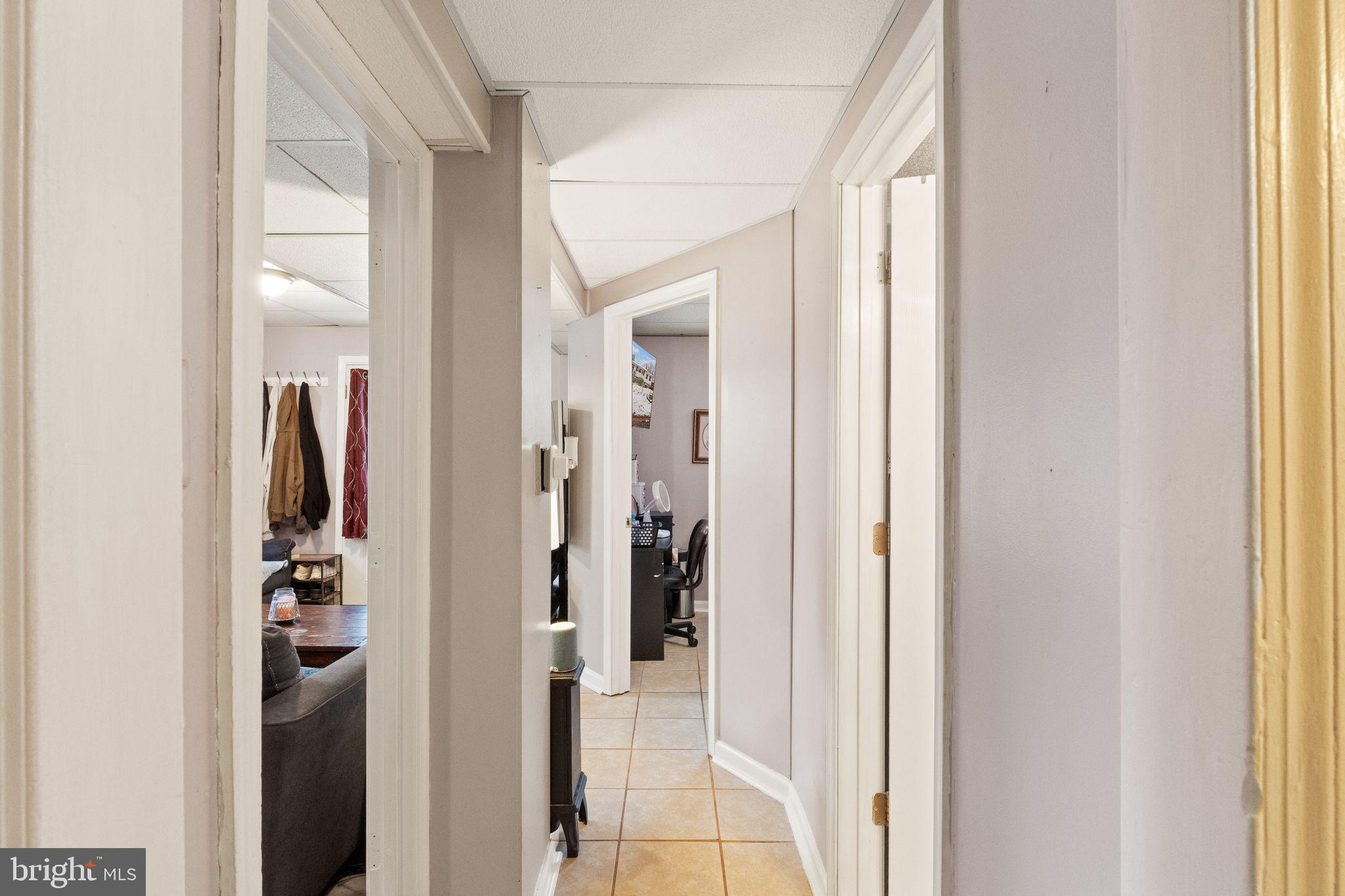 7411 Bull Run Road Manassas, VA 20111 - Photo 28 of 55 Hallway