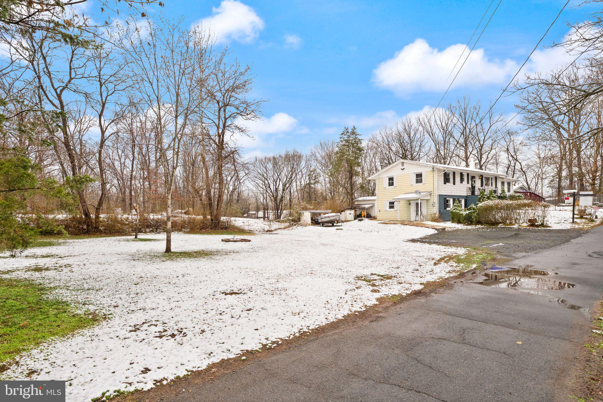 7411 Bull Run Road Manassas, VA 20111 - Photo 53 of 55 Large Side Yard