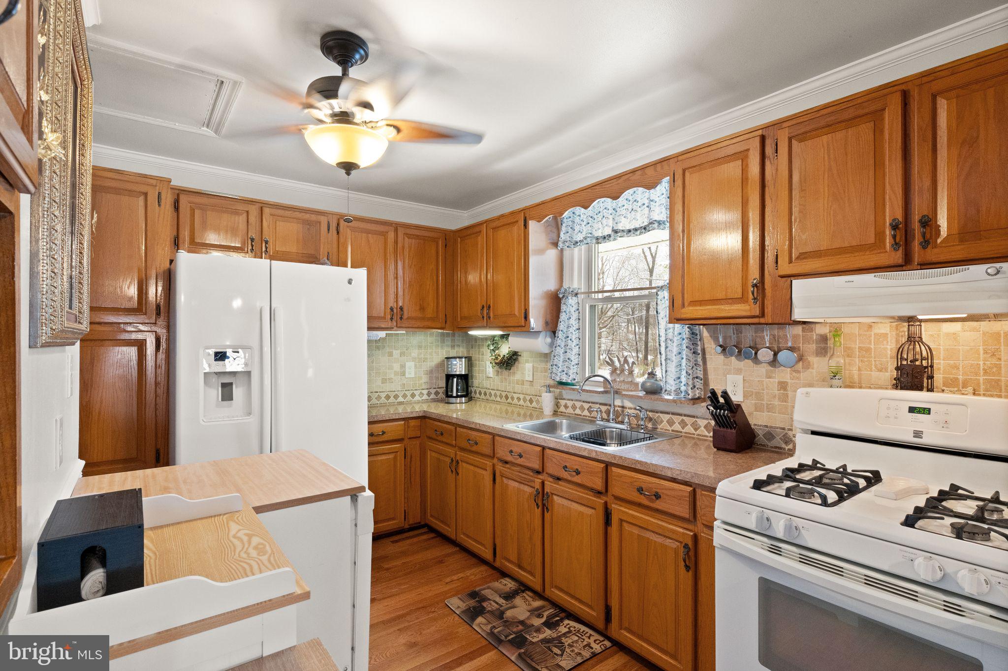 7411 Bull Run Road Manassas, VA 20111 - Photo 10 of 55 Kitchen