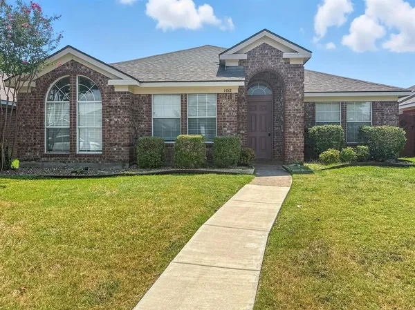 $2,295 | 1012 Blackenhurst Lane, Allen, TX 75002