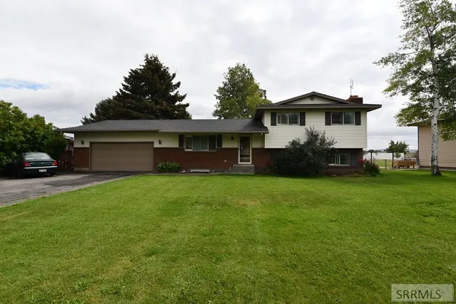 $389,999 | 10230 North Dorian Avenue, Idaho Falls, ID 83401