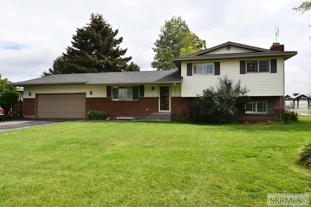 $389,999 | 10230 North Dorian Avenue, Idaho Falls, ID 83401