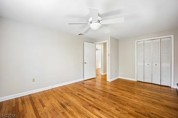 $3,600 | 32 Center Street, Bernardsville, NJ 07924