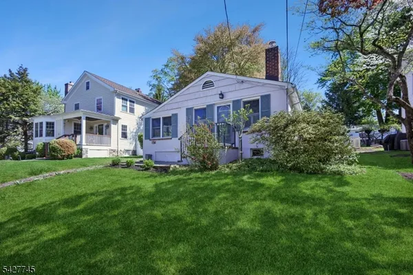 $3,600 | 32 Center Street, Bernardsville, NJ 07924