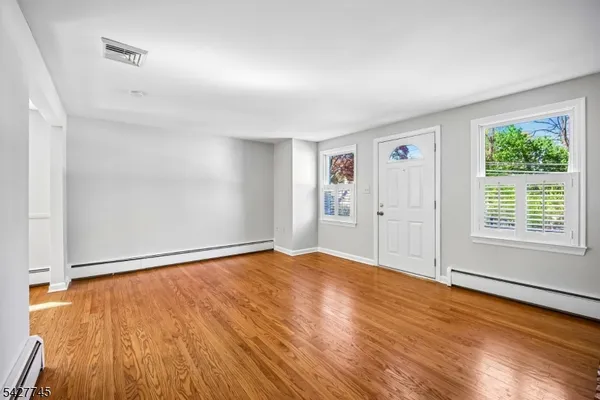 $3,600 | 32 Center Street, Bernardsville, NJ 07924