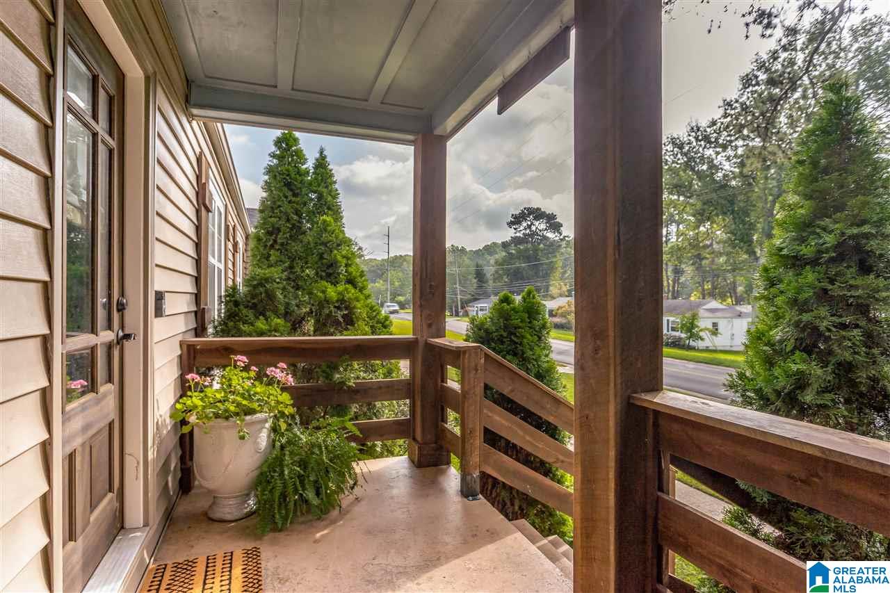1228 Cresthill Road Birmingham, AL 35213 - Photo 5 of 34