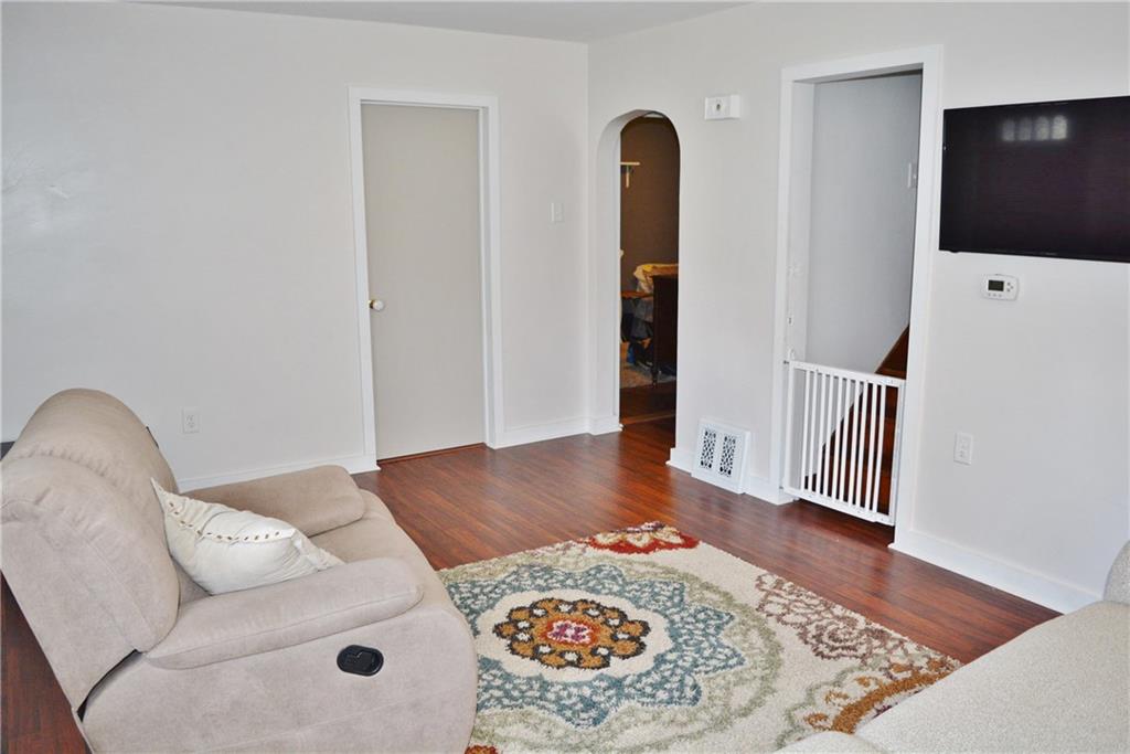 148 Altman Road Jeannette, PA 15644 - Photo 9 of 25 living room