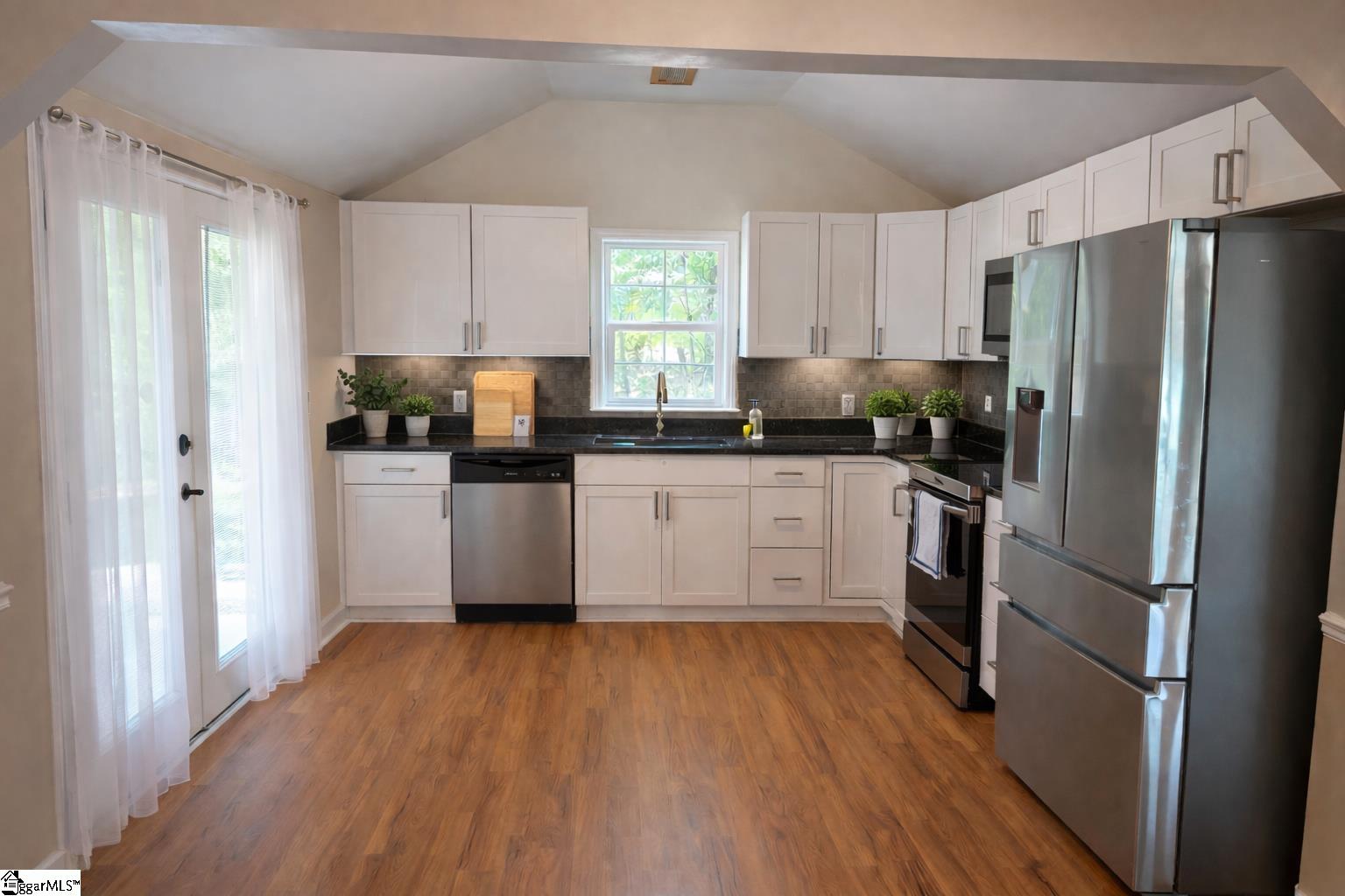 3936 Cripple Creek Road Greer, SC 29651 - Photo 7 of 45