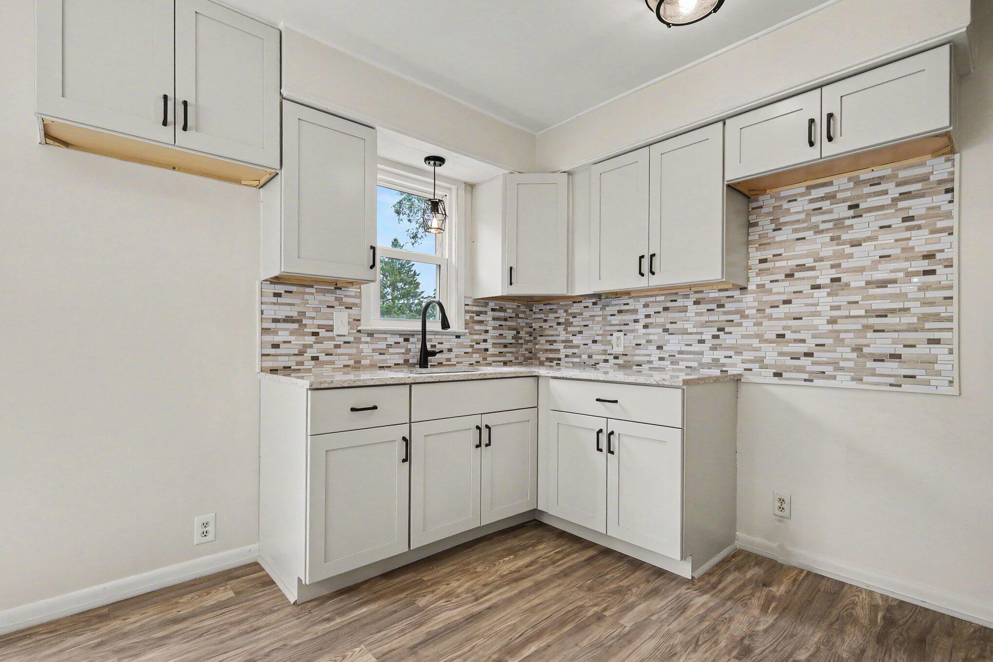 665 4 Mile Road Northwest Comstock Park, MI 49321 - Photo 11 of 35 Kitchen