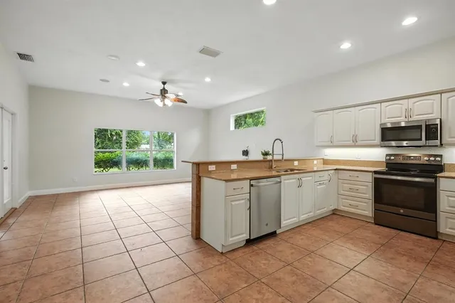 $649,900 | 7 Old McDuffie Circle, Ormond Beach, FL 32174