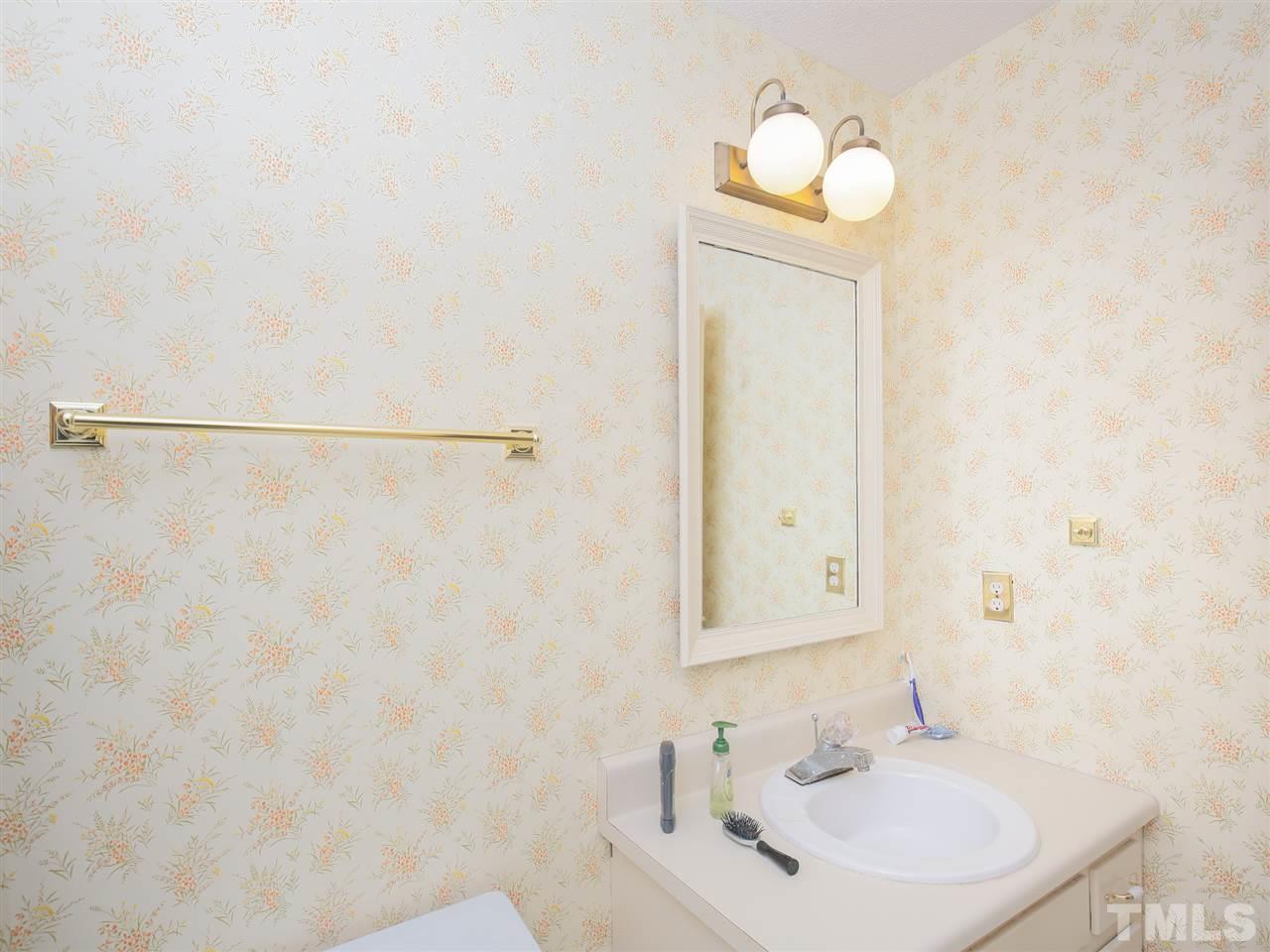 6418 Meadow View Drive Raleigh, NC 27609 - Photo 24 of 25