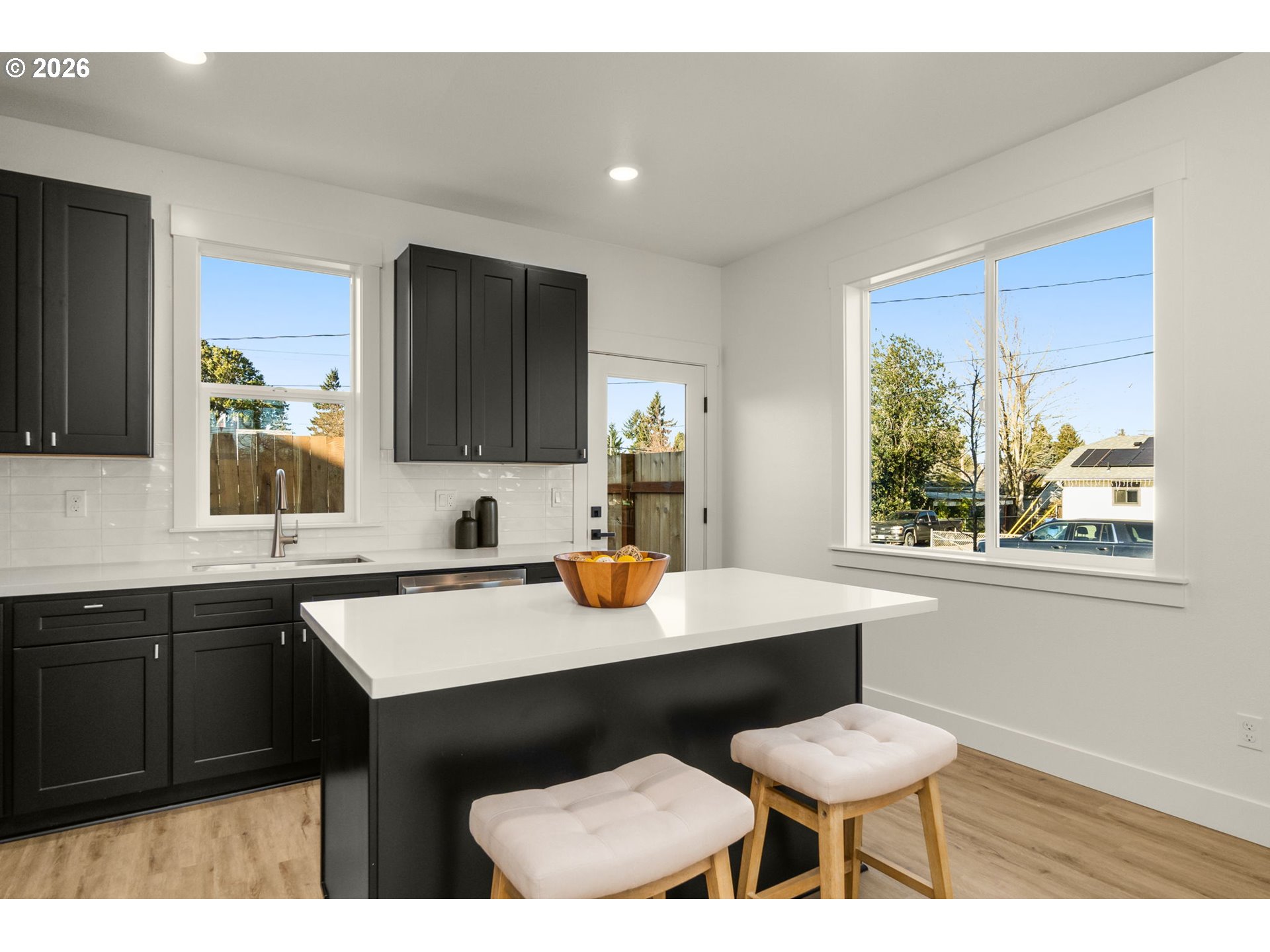 5224 Southeast Knapp Street Portland, OR 97206 - Photo 8 of 19