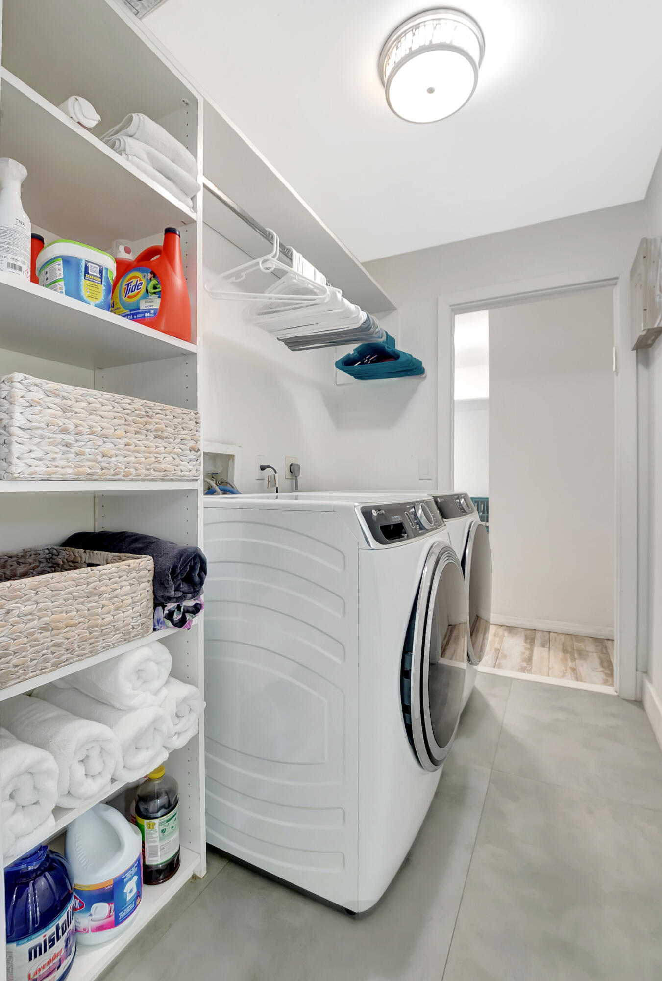 22330 Kettle Creek Way Boca Raton, FL 33428 - Photo 35 of 75 a utility room with sink dryer and washer