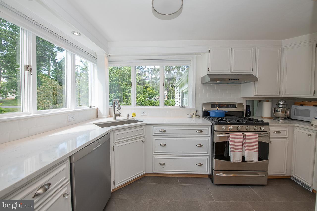 164 Conestoga Road Wayne, PA 19087 - Photo 14 of 30 Gallery Image 14