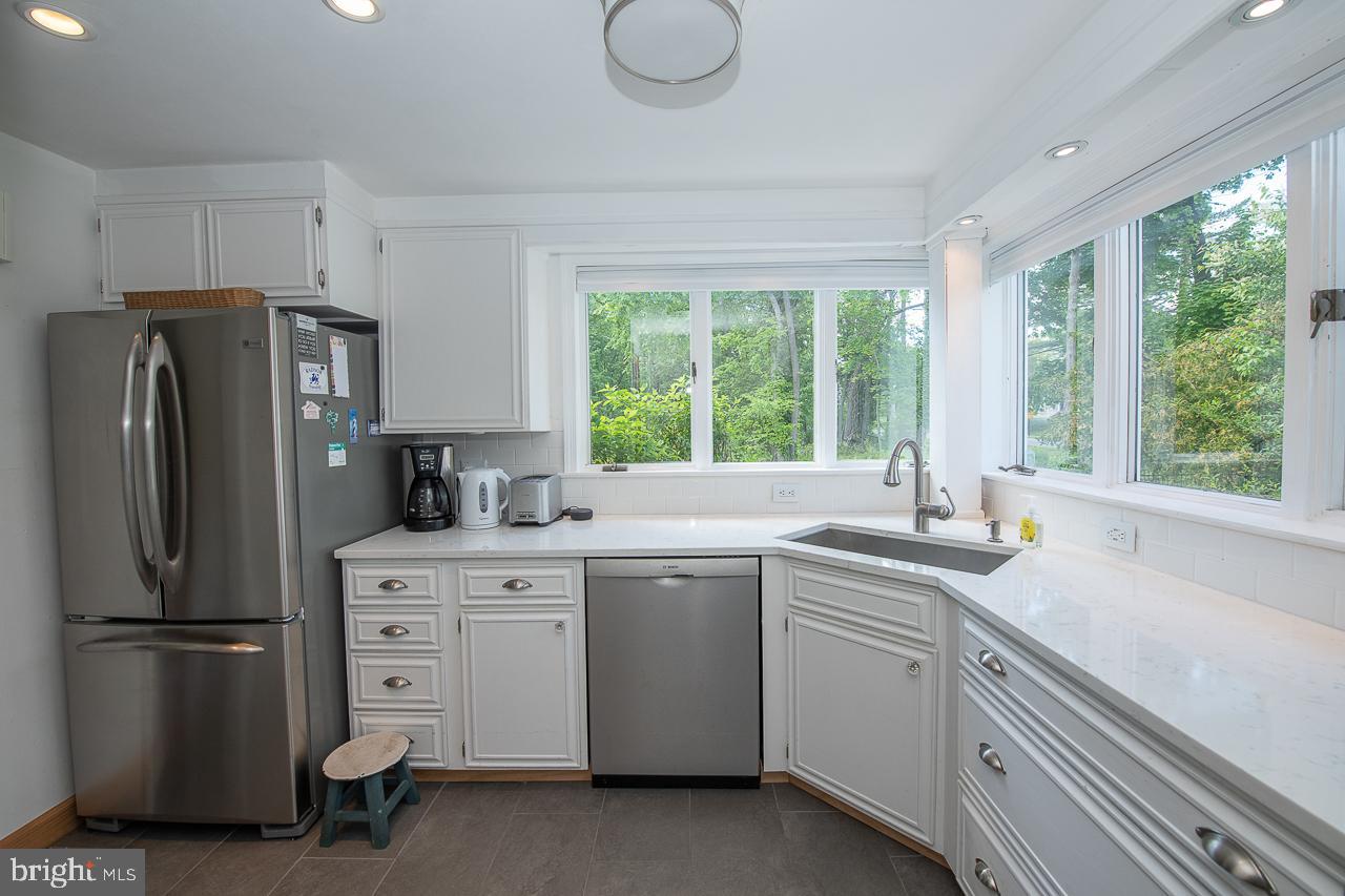 164 Conestoga Road Wayne, PA 19087 - Photo 16 of 30 Gallery Image 16