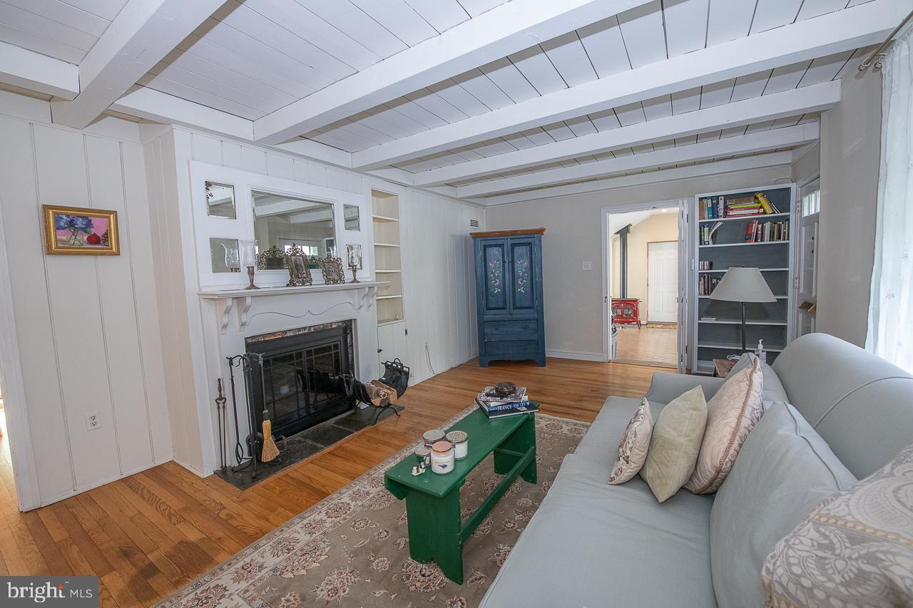 164 Conestoga Road Wayne, PA 19087 - Photo 6 of 30 Gallery Image 6