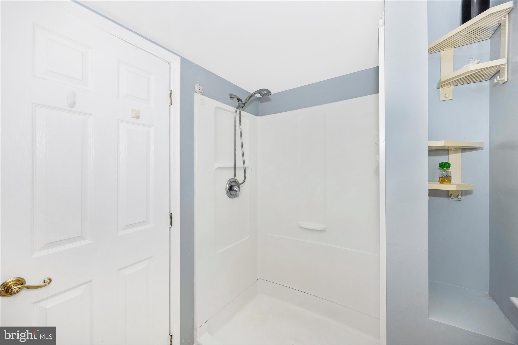 25628 Ridge Road Damascus, MD 20872 - Photo 28 of 42 OLIA5388