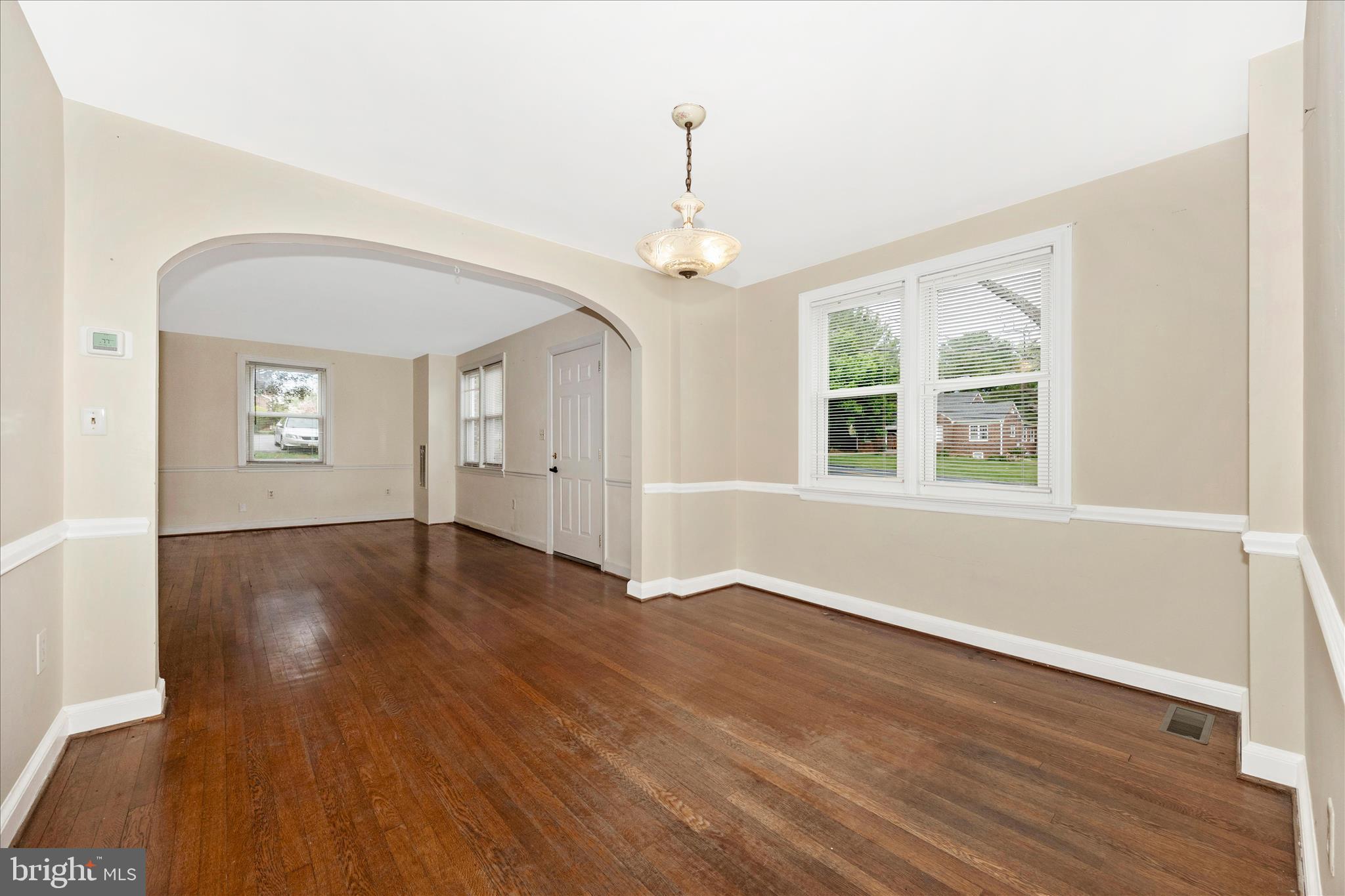 25628 Ridge Road Damascus, MD 20872 - Photo 9 of 42 OLIA5334