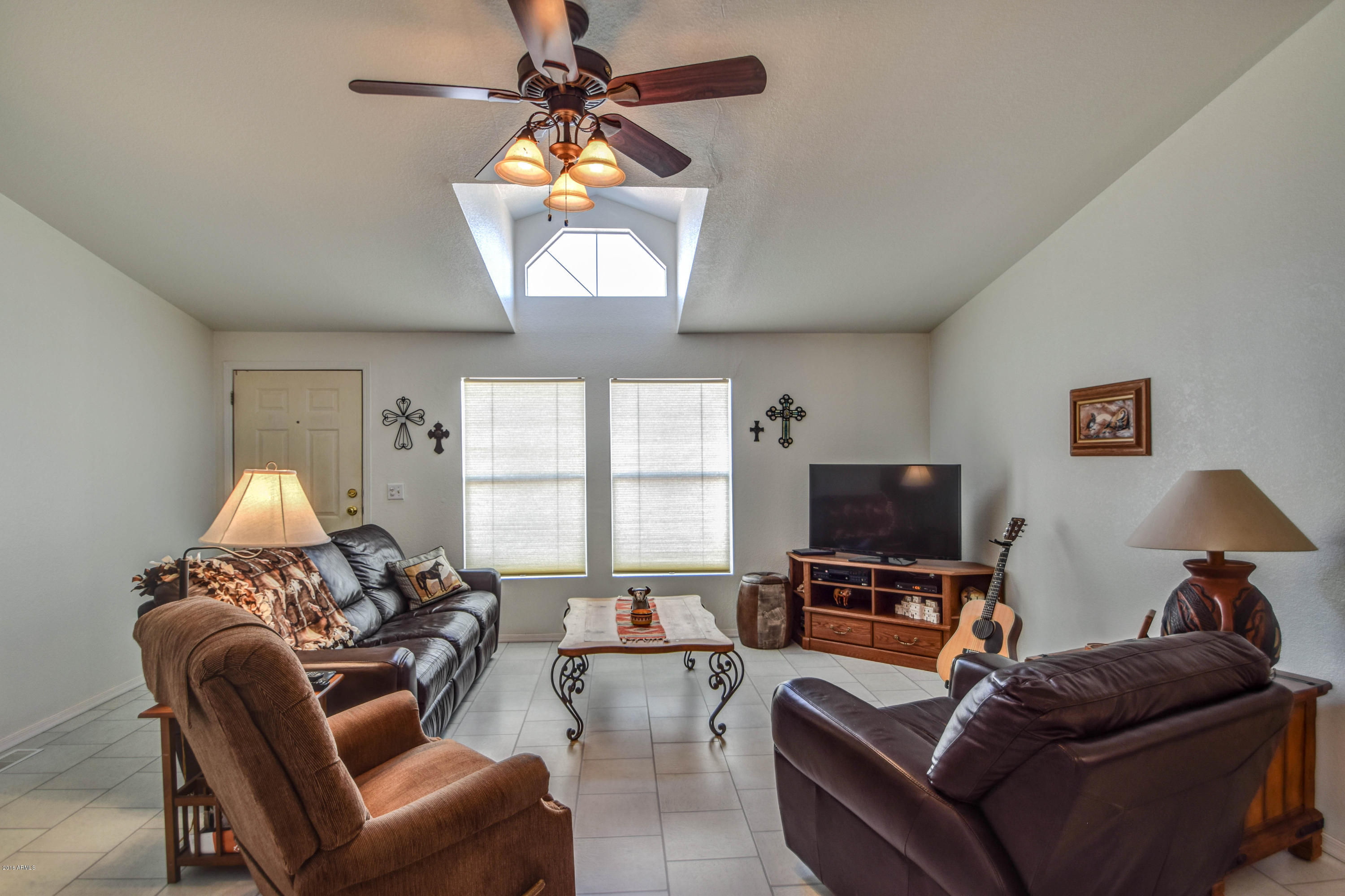 51989 West Quail Run Road Maricopa, AZ 85139 - Photo 11 of 51 Living 2