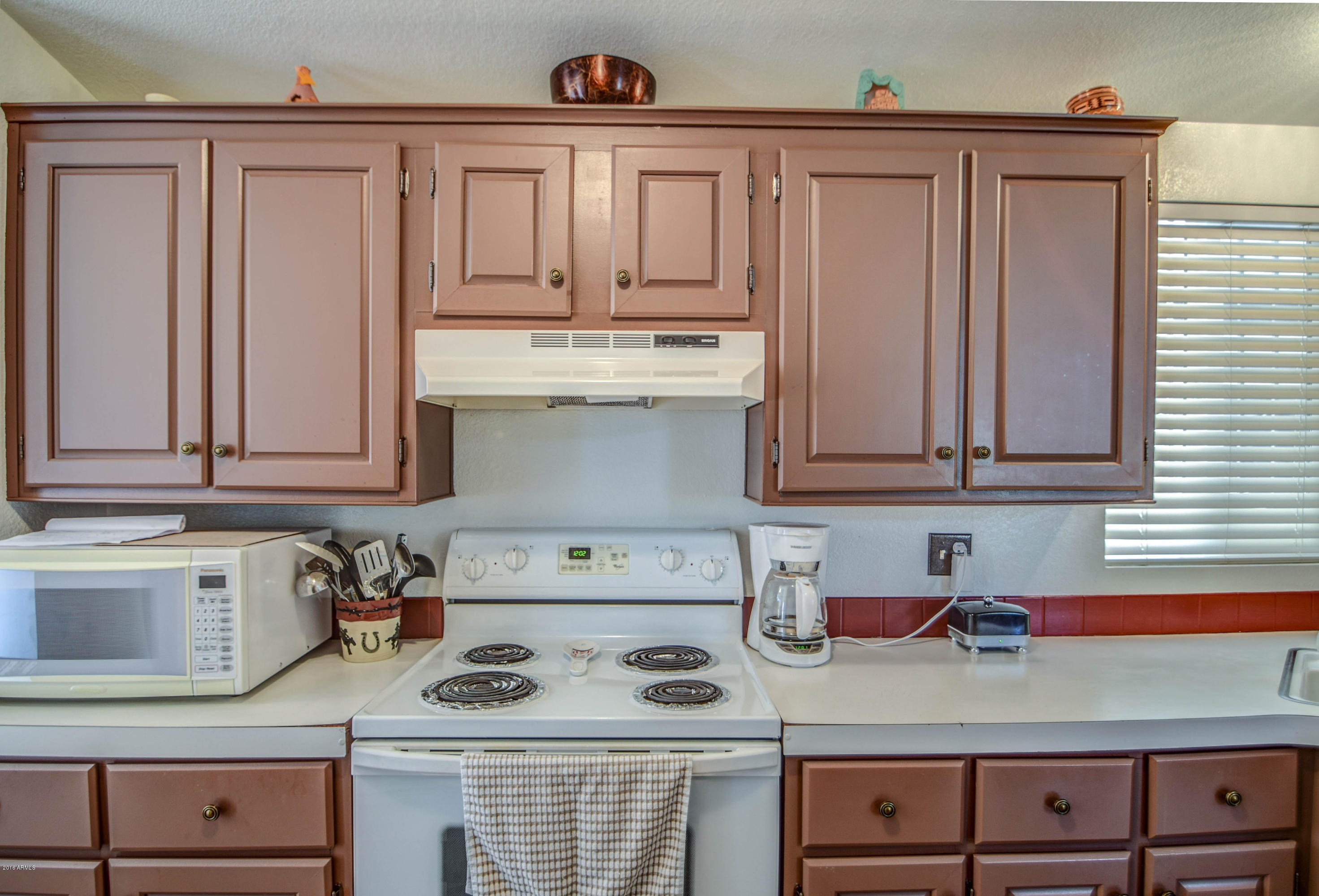 51989 West Quail Run Road Maricopa, AZ 85139 - Photo 17 of 51 Kitchen 4