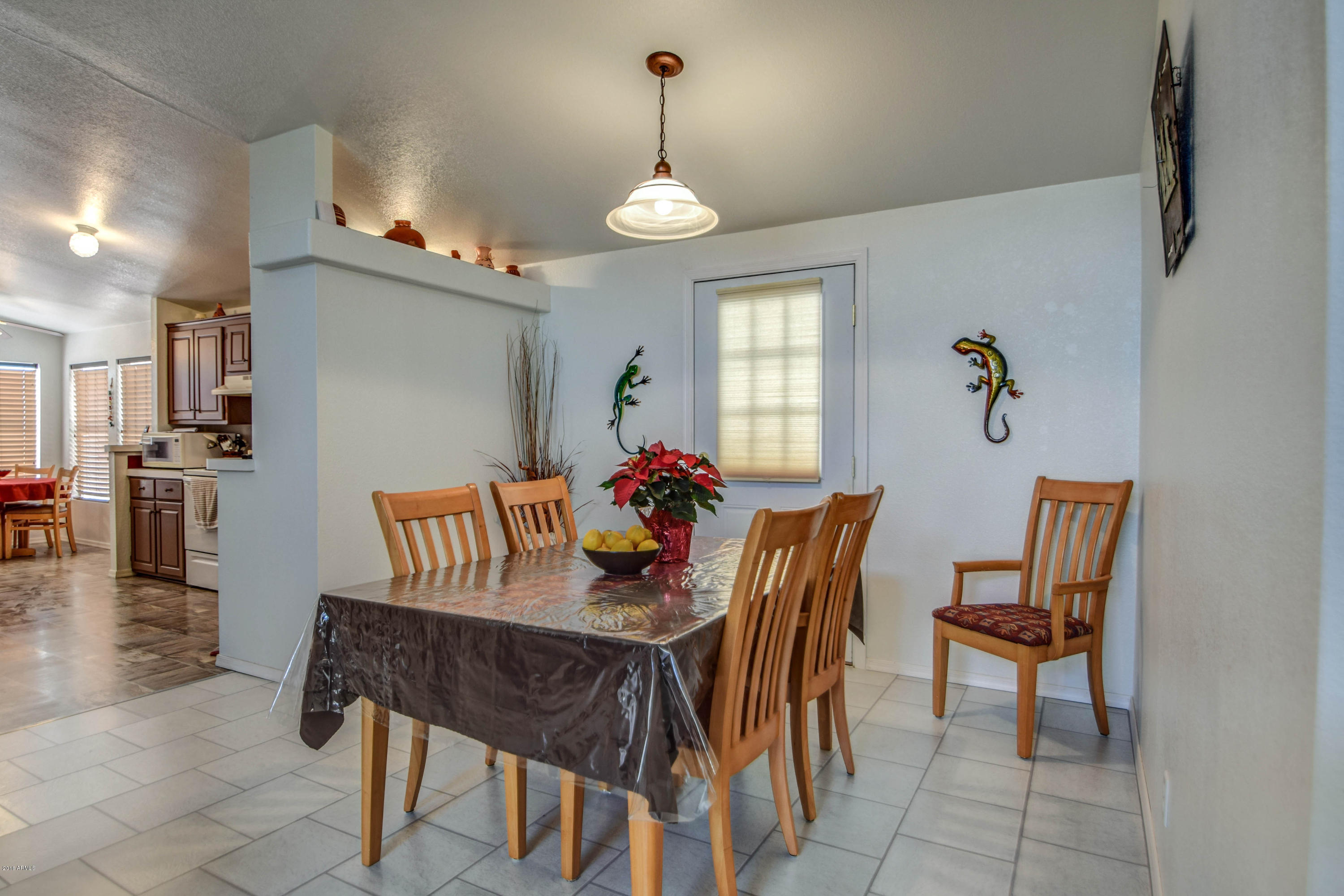51989 West Quail Run Road Maricopa, AZ 85139 - Photo 23 of 51 Dining 1